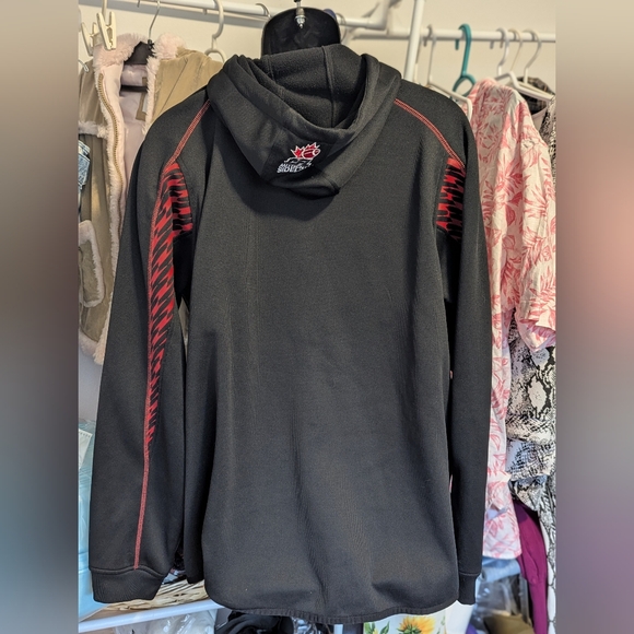 Ottawa Redblacks Black and Red Reebok Hoodie - Picture 7 of 11